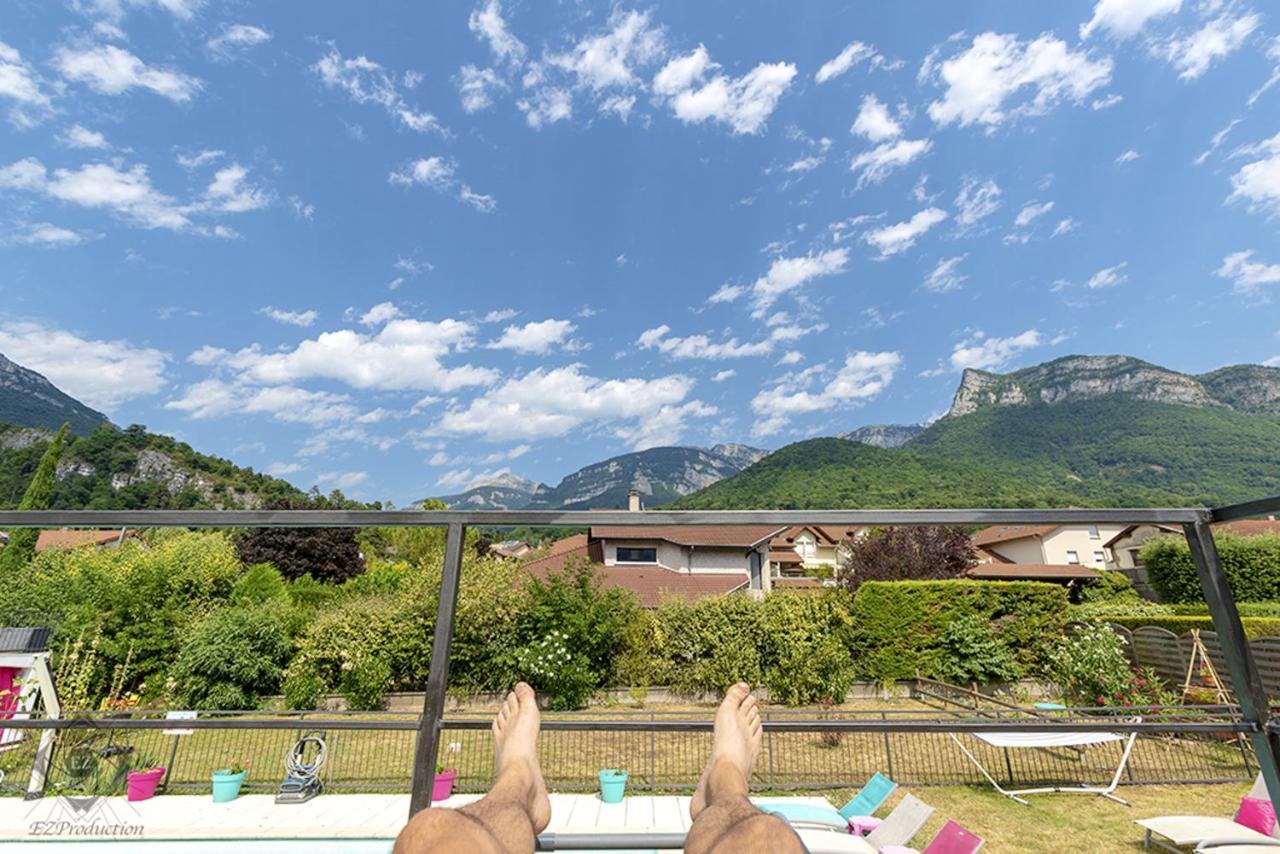 Appartement Lumineux A Voreppe Avec Piscine Exterior photo